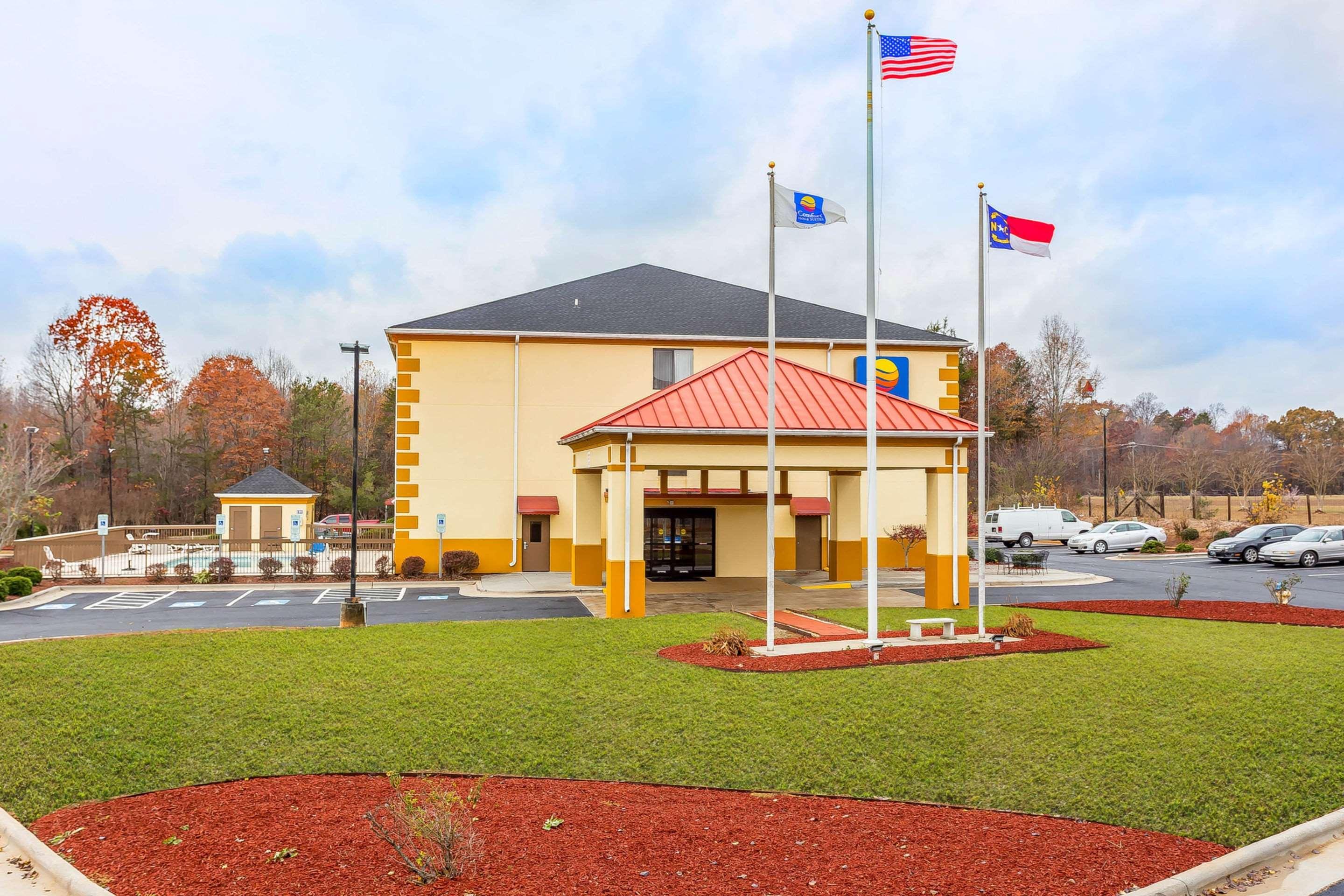 Comfort Inn & Suites Mocksville I-40 Esterno foto